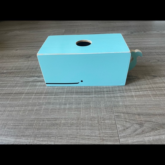 Kleenex box cover - Picture 2 of 3